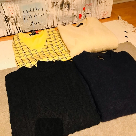 Sweater Bundle (4) - Picture 1 of 9